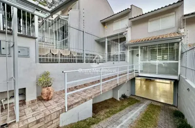 Casa com 2 quartos à venda na gervasio storchi, 973, são luiz, caxias do sul por r$ 430.000