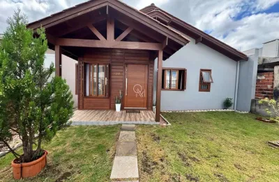 Casa com 3 quartos à venda na Rua Florentina Roncato Pessuto, 138, Nossa Senhora das Graças, Caxias do Sul