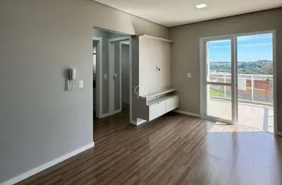 Apartamento semimobiliado, com 2 quartos no jardim do shopping