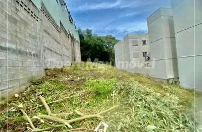Terreno à venda na Rua Carlos Angelo Ponzan, 179, São Luiz, Caxias do Sul