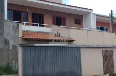 Bela casa de 214m², 3 dormitórios, 1 suíte, à venda, no jardim prestes de barros