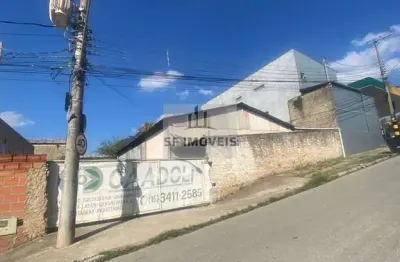 Ótimo barracão comercial de 351m², em terreno de 500m², à venda na vila rica