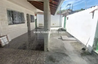 Casa 03 quartos com 200m² para locação colubandê são gonçalo/rj