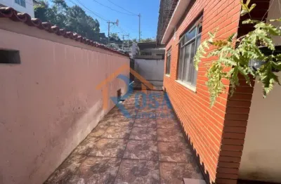 A casa espaçosa dos seus sonhos: 4 quartos no coração do mutuá, sg!