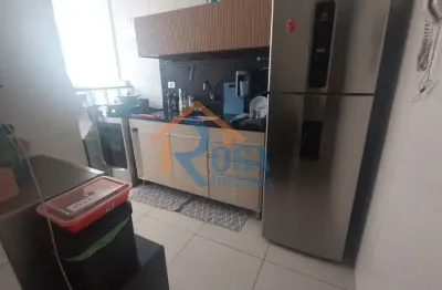 Apartamento charmoso e completo à venda 02 quartos no centro comercial