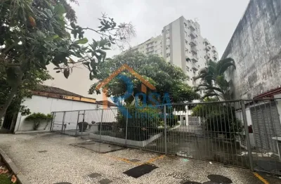 Cobertura duplex à venda 03 quartos c/ vista livre e lazer privativo! grajaú/rj.