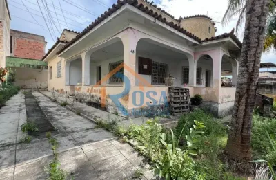 Casa à venda Independente no Centro do Mutondo – 4 Quartos, Piscina, Quintal, para Comércio ou Residência!