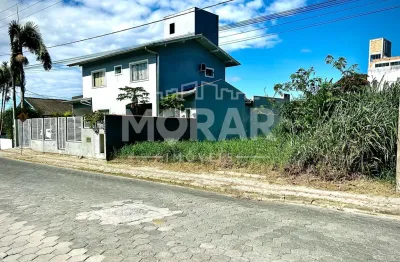 Terreno limpo plano e pronto para constuir - bombas - bombinhas, valor r$650.000,00 à vista.