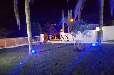 Chácara nova em  condominio com 03 quartos - mont clair - santa isabel