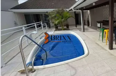 Casa térrea á venda /locação , com 03 quartos jordanópolis-arujá