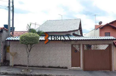 Casa ampla á venda com 04 quartos e piscina - jordanópolis-arujá