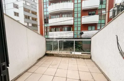 Sala comercial à venda na Rua Doutor José Mendonça Clark, 352, Várzea, Teresópolis