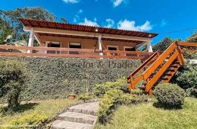 Casa em Condomínio para Locação em Teresópolis, Carlos Guinle, 4 dormitórios, 1 suíte, 3 banheiros, 1 vaga