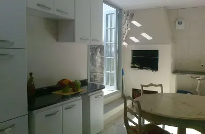 Casa 75m² 3 dorm. 1 varanda, 1 vaga jardim sabará - porto alegre