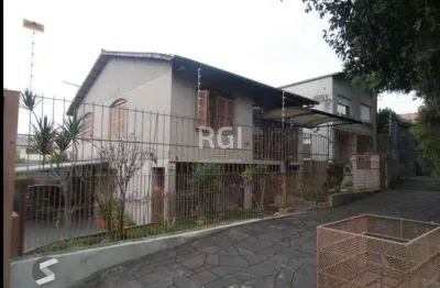 Casa para venda - 150m², 3 dormitórios, sendo 1 suites, 5 vagas - vila ipiranga