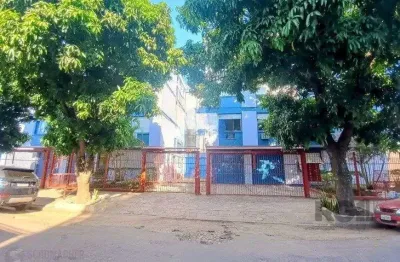 Apartamento 2 dormitorios, garagem coberta, depedencia de empregada, terceiro andar no passo da areia, porto alegre rs