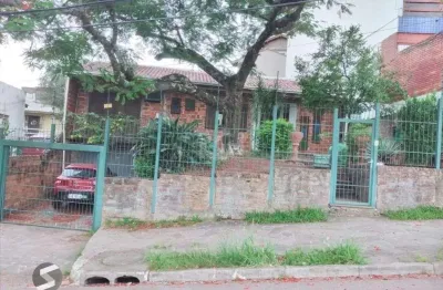 Casa para venda - 140m², 2 dormitórios, sendo 1 suites, 2 vagas - medianeira