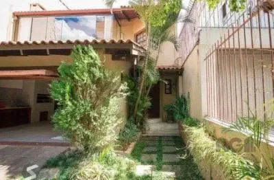 Casa com 4 quartos à venda na Rua Coronel Paulino Teixeira, 384, Rio Branco, Porto Alegre