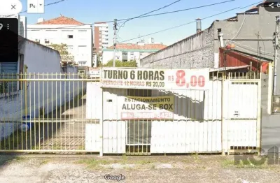 Terreno à venda na Rua Antônio Joaquim Mesquita, 628, Passo da Areia, Porto Alegre