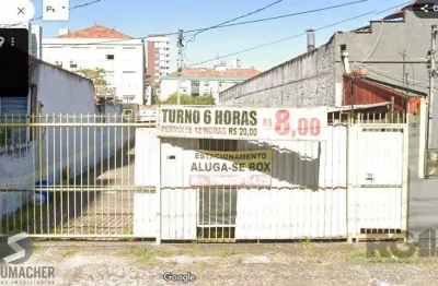 Terreno à venda na Rua Antônio Joaquim Mesquita, 628, Passo da Areia, Porto Alegre