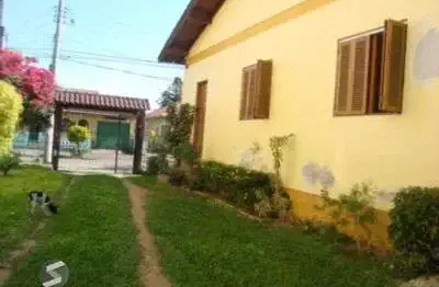 Casa para venda - 200m², 3 dormitórios, sendo 1 suites, 14 vagas - cavalhada