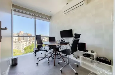 Sala comercial na rua loureiro da silva, no bairro cidade baixa, pronta para atender às necessidades do seu negócio.