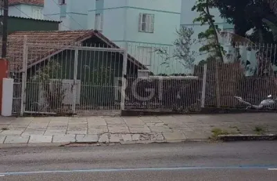 Casa com 4 quartos à venda na Avenida da Cavalhada, 2047, Cavalhada, Porto Alegre