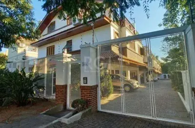 Casa em condomínio fechado com 3 quartos à venda na Rua Conselheiro Xavier da Costa, 3496, Ipanema, Porto Alegre