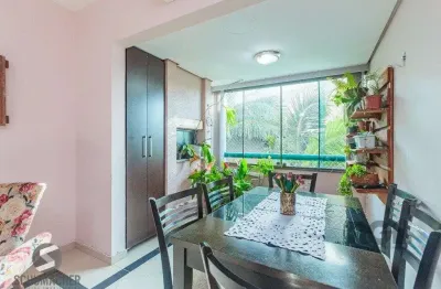 Apartamento 2 dormitórios com 1 vaga no bairro teresópolis em porto alegre