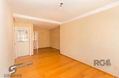 Excelente apartamento de 70,80m² com 2 dormitórios e churrasqueira.
