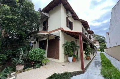 Casa em condomínio fechado com 2 quartos à venda na Rua Coronel João Pinto, 264, Teresópolis, Porto Alegre