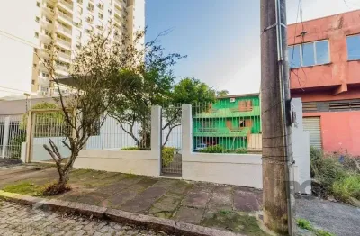 Casa 242m² - 5 dormitórios, 6 vagas no bairro cristo redentor