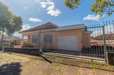 Casa com 3 quartos à venda na Rua Arnaldo Ballve, 729, Jardim Itu Sabará, Porto Alegre