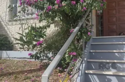 Casa com 3 quartos à venda na Travessa Anunciada, 158, Vila Ipiranga, Porto Alegre