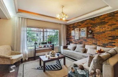 Casa com 3 quartos à venda na Rua dos Guananas, 421, Espírito Santo, Porto Alegre