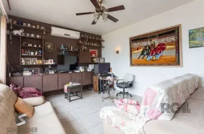 Casa com 4 quartos à venda na Rua Esteio, 416, Cavalhada, Porto Alegre