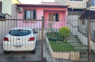 Casa com 2 quartos à venda na Rua Tenente Isolino Segobia, 141, Vila Nova, Porto Alegre