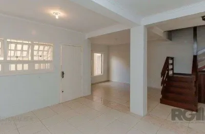 Casa com 4 dormitórios, 4 vagas no bairro vila jardim