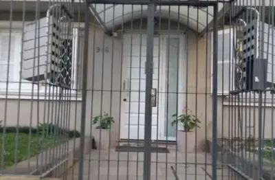 Apartamento com 2 quartos à venda na Rua Marquês do Pombal, 989, Moinhos de Vento, Porto Alegre