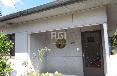 Terreno à venda na Rua Doutor Alberto Barbosa, 208, Vila Ipiranga, Porto Alegre