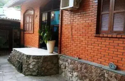 Casa para venda - 110m², 4 dormitórios, sendo 1 suites, 1 vaga - teresópolis