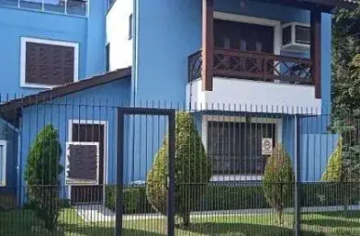Casa para venda - 248.29m², 3 dormitórios, sendo 1 suites, 2 vagas - ipanema