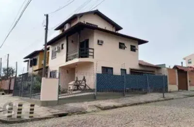 Sobrado para venda - 163.23m², 3 dormitórios, sendo 1 suites, 2 vagas - espirito santo