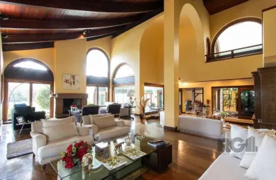 Casa para venda - 645m², 4 dormitórios, sendo 4 suites, 11 vagas - tristeza