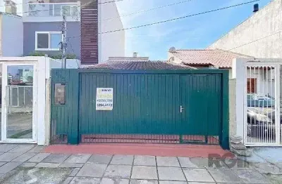 Casa em porto alegre, no bairro aberta dos morros, com 2 dormitório(s), e 2 banheiros, à venda.