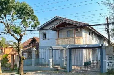 Casa condominio em porto alegre, no bairro tristeza, com 3 dormitório(s), e 3 banheiros, à venda.