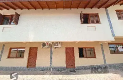 Casa condominio em porto alegre, no bairro coronel aparício borges, com 2 dormitório(s), e 2 banheiros, à venda.