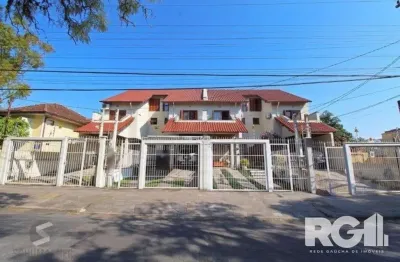 Casa com 3 quartos à venda na Rua Coronel João Pacheco de Freitas, 234, Jardim Planalto, Porto Alegre