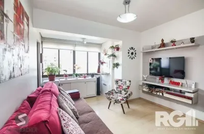 Apartamento com 3 quartos à venda na Rua Roque Calage, 453, Passo da Areia, Porto Alegre