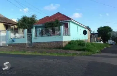 Casa com 3 quartos à venda na Rua Saudável, 187, Medianeira, Porto Alegre